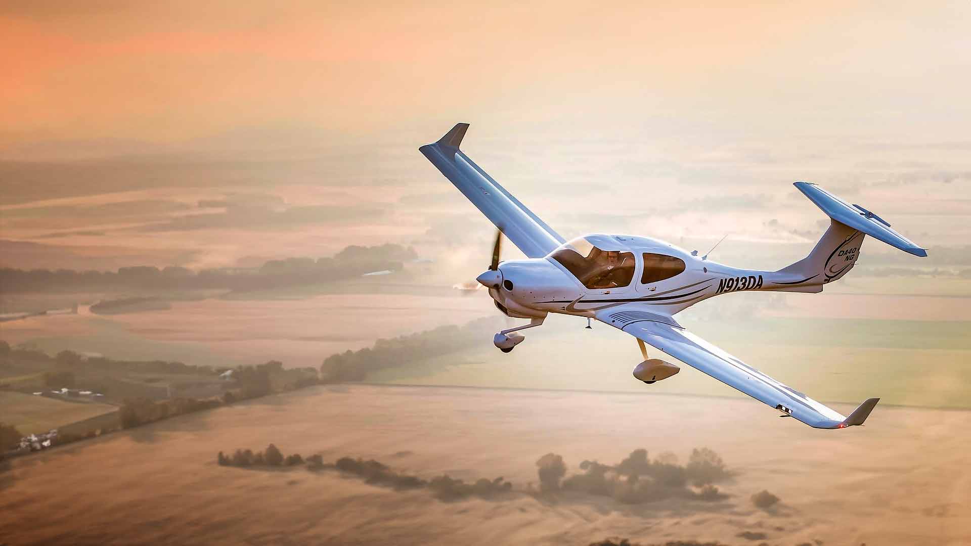 DA40 NG / DA40 XLT engineering and cabin detail