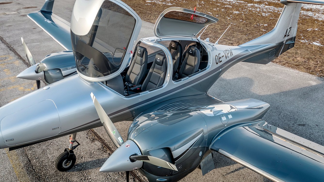 DA42-VI photo