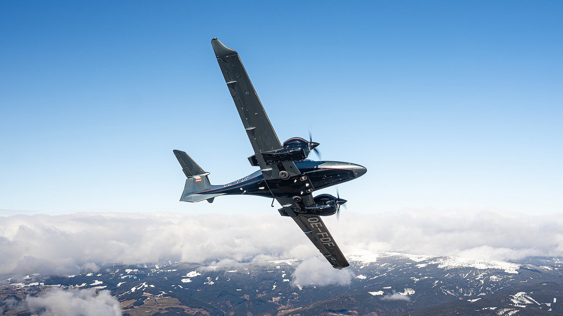 Diamond DA62 — Go above and beyond.